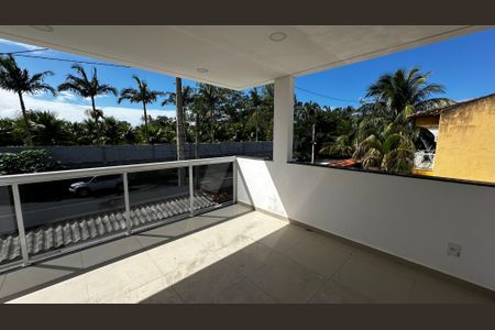 Casa à venda com 250m², 3 quartos e 2 vagasVaranda