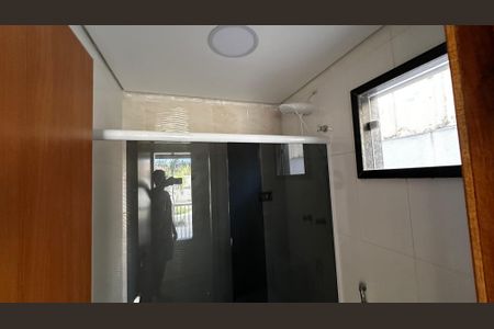 Casa à venda com 250m², 3 quartos e 2 vagasBanheiro