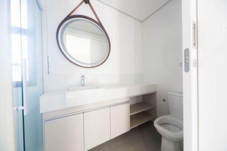 Apartamento para alugar com 131m², 2 quartos e 2 vagasBanheiro suite 1