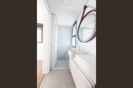 Apartamento para alugar com 131m², 2 quartos e 2 vagasBanheiro suite 1