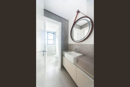 Apartamento para alugar com 131m², 2 quartos e 2 vagasBanheiro suite 2