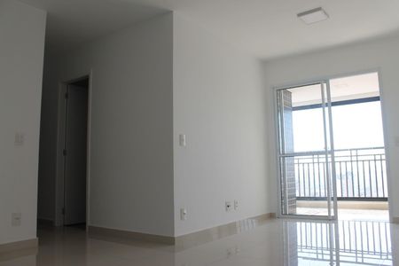 Foto 02 de apartamento para alugar com 3 quartos, 76m² em Vila Scarpelli, Santo André