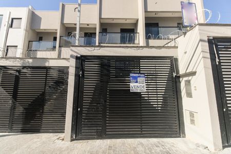 Casa à venda com 160m², 3 quartos e 3 vagasFachada 