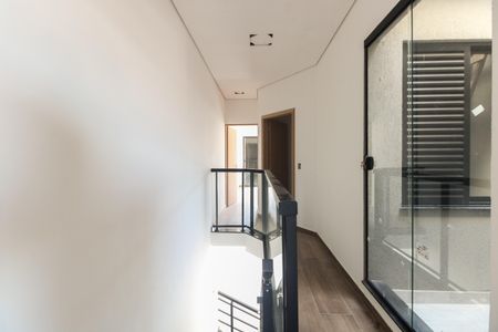 Casa à venda com 160m², 3 quartos e 3 vagasCorredor de Acesso 