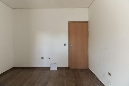 Casa à venda com 160m², 3 quartos e 3 vagasSuíte 