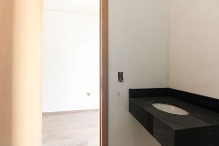 Casa à venda com 160m², 3 quartos e 3 vagasBanheiro Suíte 