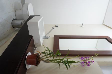 Casa para alugar com 400m², 5 quartos e 4 vagasLavabo da sala 1