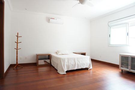 Casa para alugar com 400m², 5 quartos e 4 vagasSuíte 4