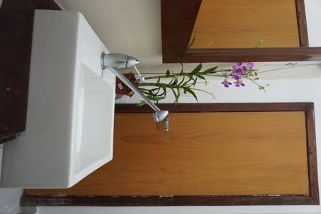 Casa para alugar com 400m², 5 quartos e 4 vagasLavabo da sala 1