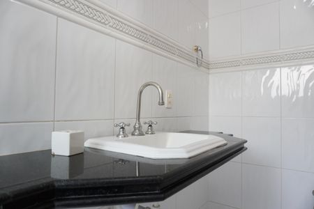 Casa para alugar com 400m², 5 quartos e 4 vagasSuíte 3 - Banheiro