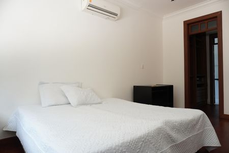 Casa para alugar com 400m², 5 quartos e 4 vagasSuíte 3