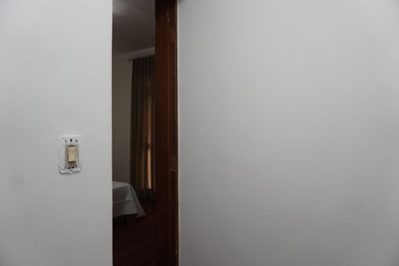 Casa para alugar com 400m², 5 quartos e 4 vagasSuíte 1 - Closet