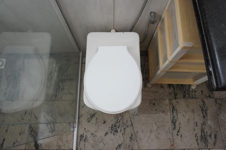 Casa para alugar com 400m², 5 quartos e 4 vagasSuíte 1 - Banheiro