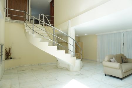 Casa para alugar com 400m², 5 quartos e 4 vagasSala 1