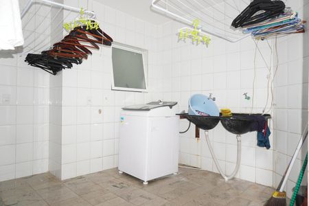 Casa para alugar com 400m², 5 quartos e 4 vagasÁrea de Serviço