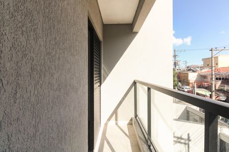 Casa à venda com 150m², 2 quartos e 3 vagasSuíte 2 - Varanda 