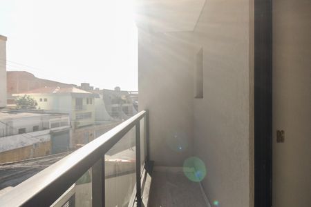 Casa à venda com 150m², 2 quartos e 3 vagasSuíte 2 - Varanda 