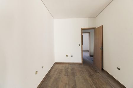 Casa à venda com 150m², 2 quartos e 3 vagasSuíte 2