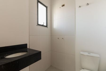 Casa à venda com 150m², 2 quartos e 3 vagasBanheiro Suíte 2