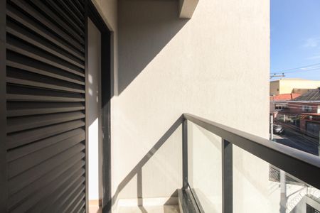 Casa à venda com 150m², 2 quartos e 3 vagasSuíte 2 - Varanda 