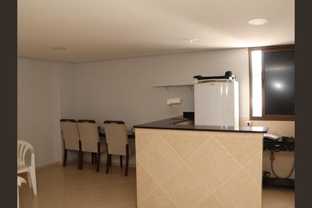 Apartamento para alugar com 81m², 2 quartos e 1 vagaÁrea comum - Salão de festas