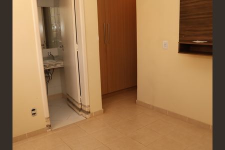 Apartamento para alugar com 81m², 2 quartos e 1 vagaSuite