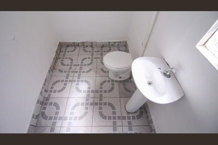 Banheiro de casa para alugar com 1 quarto, 40m² em Chácara Belenzinho, São Paulo