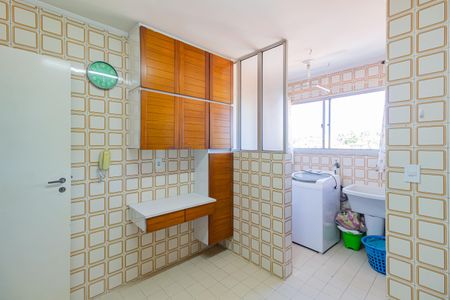 Apartamento para alugar com 72m², 2 quartos e 1 vagaCozinha