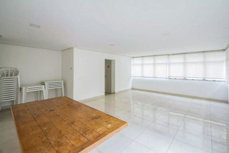 Apartamento para alugar com 72m², 2 quartos e 1 vagaÁrea comum - Salão de festas