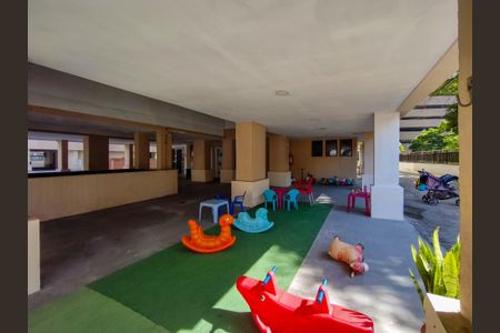 Apartamento à venda com 68m², 2 quartos e 1 vagaÁrea comum - Playground