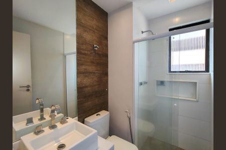 Apartamento à venda com 68m², 2 quartos e 1 vagaBanheiro Corredor