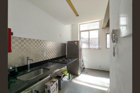 Apartamento à venda com 68m², 2 quartos e 1 vagaCozinha e Área de Serviço
