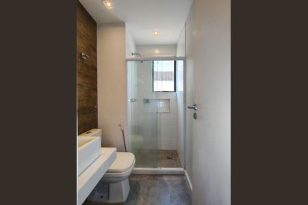 Apartamento à venda com 68m², 2 quartos e 1 vagaBanheiro Corredor