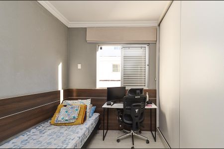 Apartamento à venda com 186m², 4 quartos e 2 vagas Apartamento à venda com 186m², 4 quartos e 2 vagasSuíte 2° Pavimento