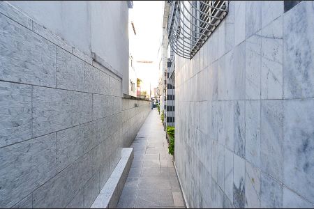 Apartamento à venda com 186m², 4 quartos e 2 vagas Apartamento à venda com 186m², 4 quartos e 2 vagasEntrada