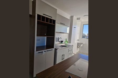 Cozinha de apartamento para alugar com 2 quartos, 53m² em Penha de França, São Paulo