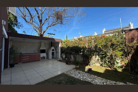 Casa à venda com 249m², 3 quartos e 3 vagas