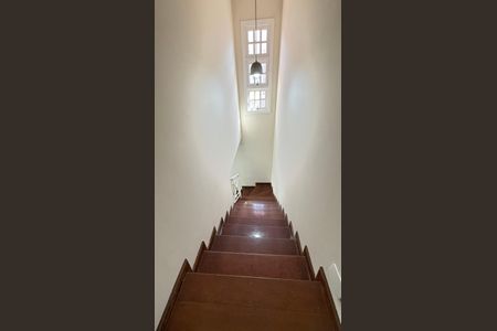 Casa à venda com 249m², 3 quartos e 3 vagas