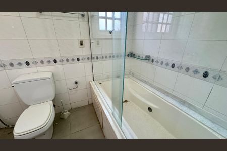 Casa à venda com 249m², 3 quartos e 3 vagas