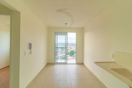 Apartamento para alugar com 2 quartos, 55m² em Jardim Itacolomi, São Paulo