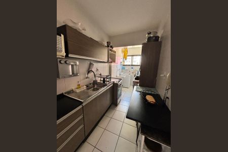 Cozinha de apartamento para alugar com 2 quartos, 84m² em Pituba, Salvador