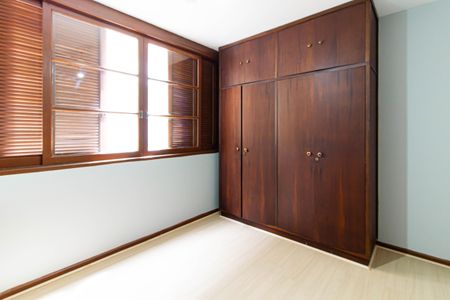 Apartamento à venda com 105m², 2 quartos e sem vagaQuarto
