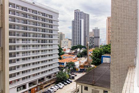 Apartamento à venda com 105m², 2 quartos e sem vagaVista