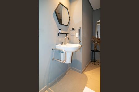 Apartamento para alugar com 39m², 1 quarto e sem vaga Apartamento para alugar com 39m², 1 quarto e sem vagaBanheiro