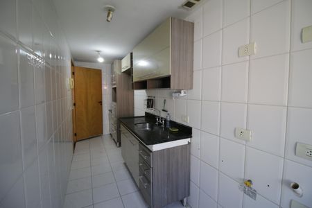 Apartamento à venda com 66m², 2 quartos e 1 vagaCozinha