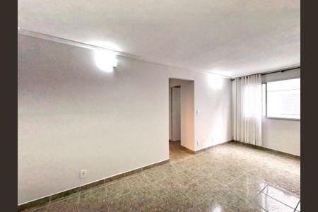 Apartamento para alugar com 55m², 2 quartos e 1 vagaSala