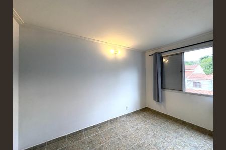 Quarto 1 de apartamento para alugar com 2 quartos, 55m² em Jardim Pinheiros, São Paulo