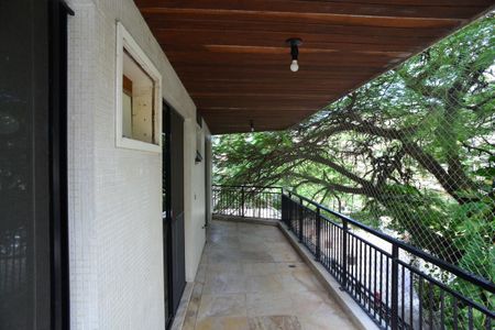 Apartamento à venda com 156m², 3 quartos e 2 vagas Apartamento à venda com 156m², 3 quartos e 2 vagasSala Quartos