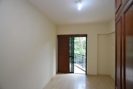 Apartamento à venda com 156m², 3 quartos e 2 vagas Apartamento à venda com 156m², 3 quartos e 2 vagasQuarto 1