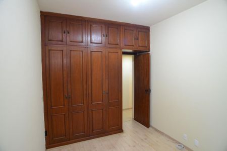Apartamento à venda com 156m², 3 quartos e 2 vagas Apartamento à venda com 156m², 3 quartos e 2 vagasQuarto 2